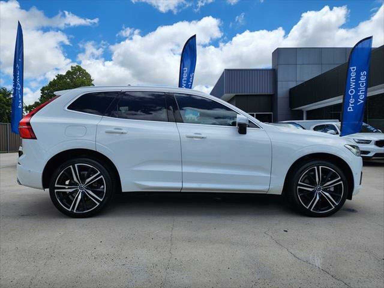 Volvo  UZ MY18 D5 AWD R-Design