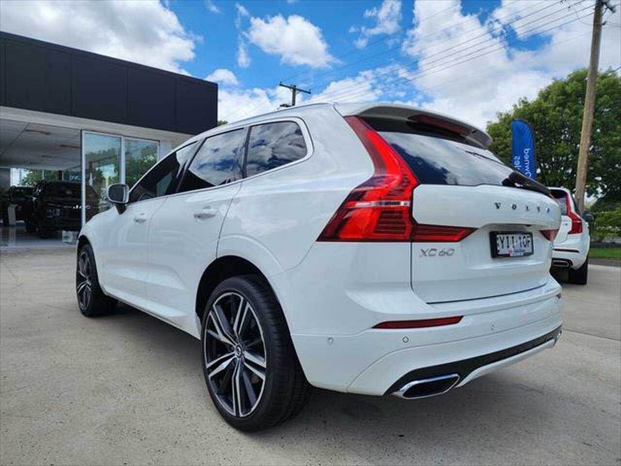 Volvo  UZ MY18 D5 AWD R-Design