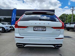 Volvo  UZ MY18 D5 AWD R-Design